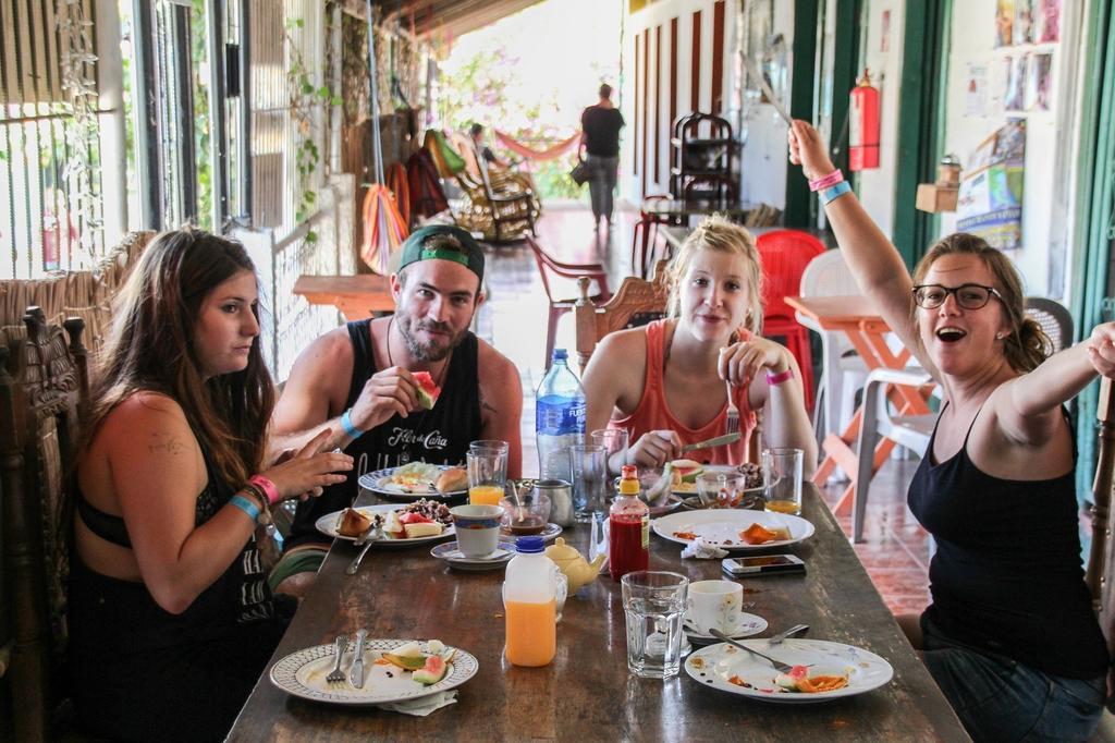 Hostel Tadeo San Juan del Sur Buitenkant foto