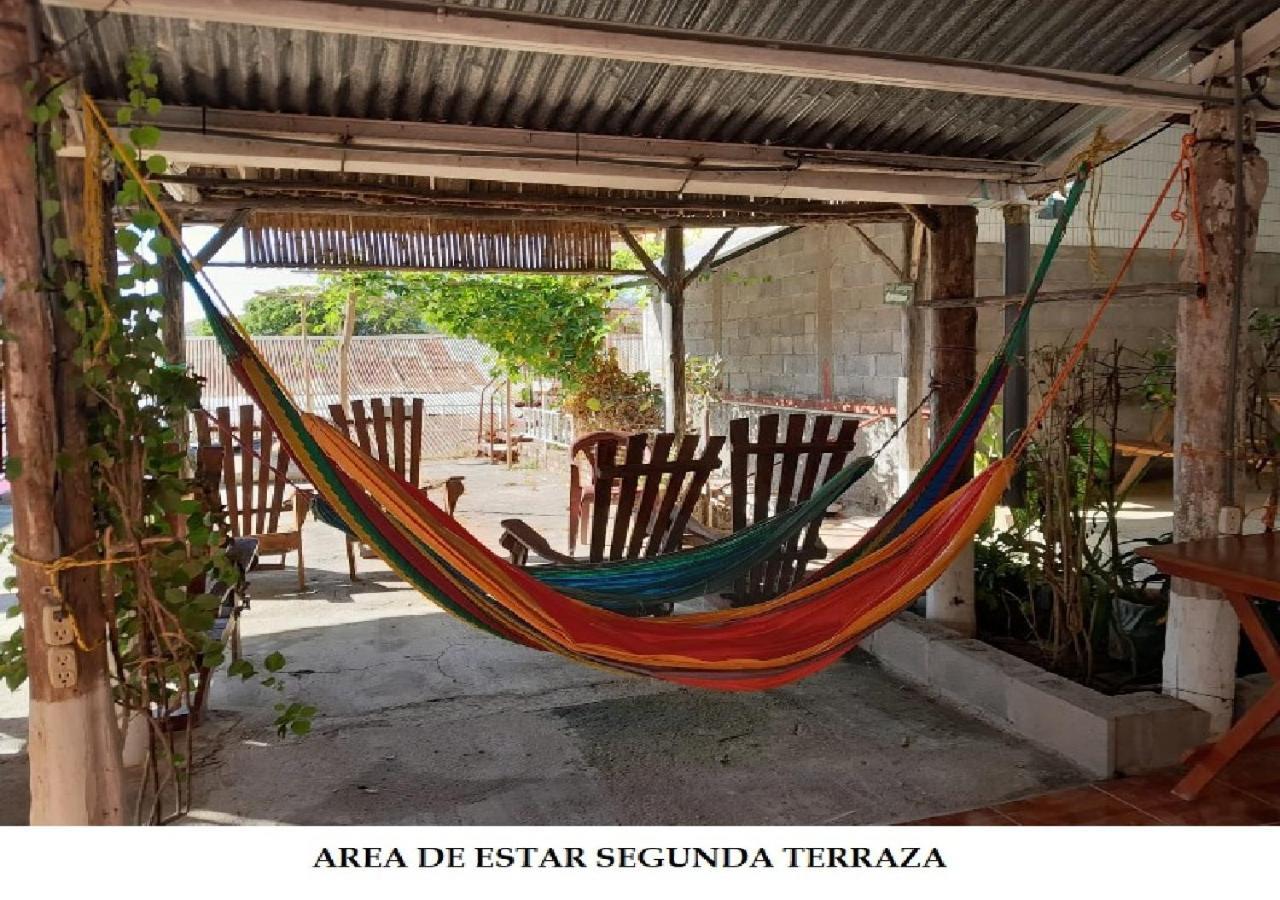 Hostel Tadeo San Juan del Sur Buitenkant foto