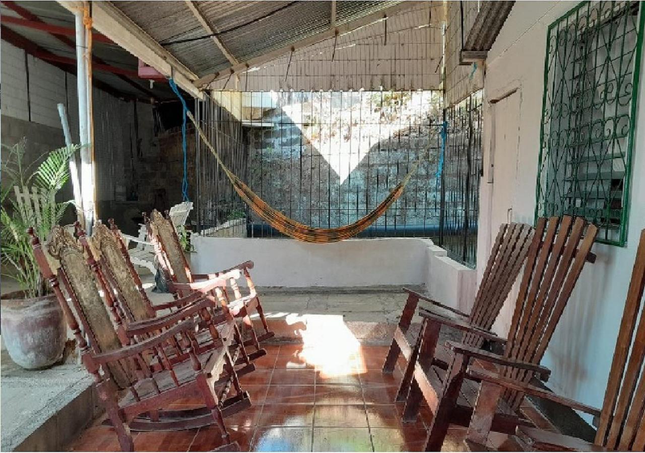 Hostel Tadeo San Juan del Sur Buitenkant foto